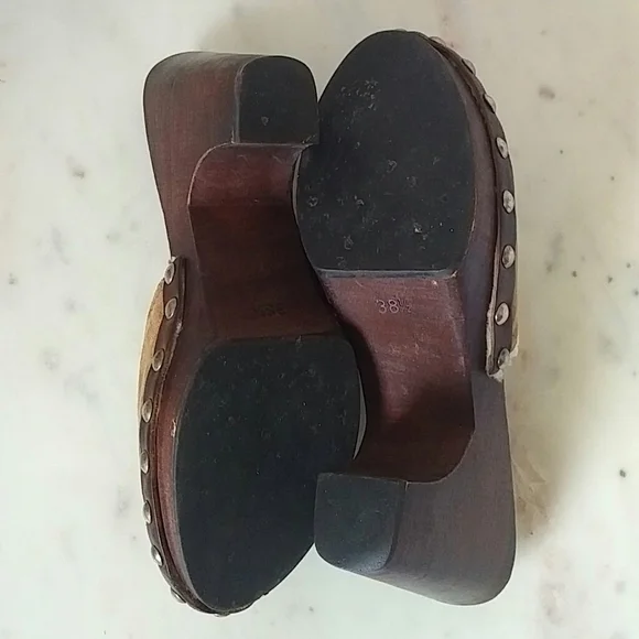 MIU MIU - vintage studded shearling mules - Picture 4 of 6